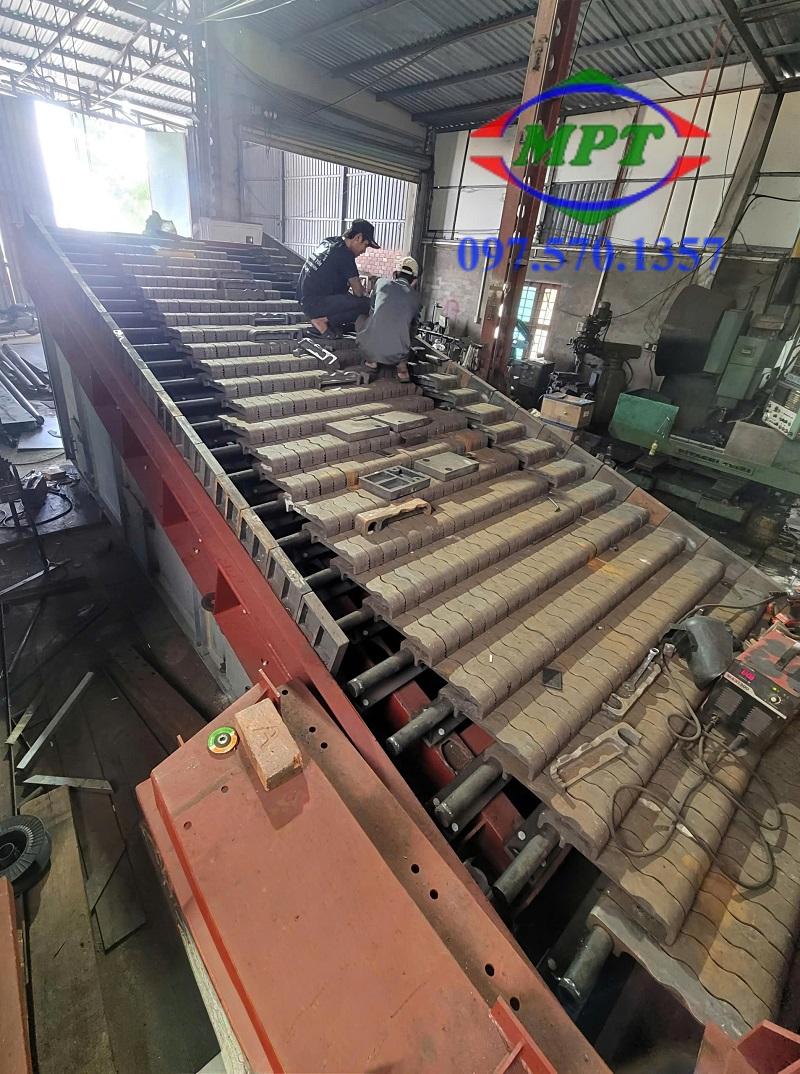 Lò đốt ghi đẩy - Nguyên lý hoạt động và cấu tạo chi tiết