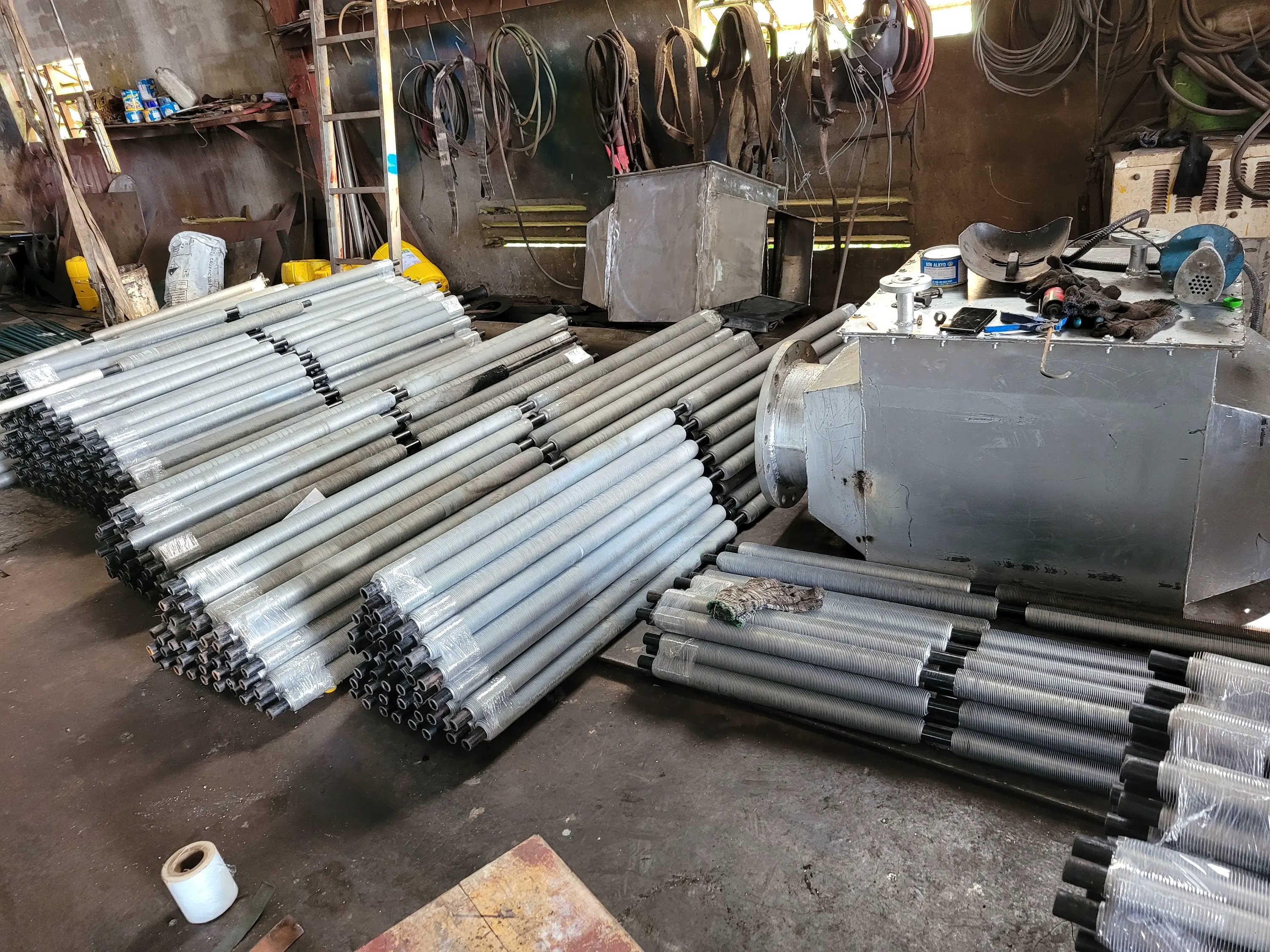 Sản xuất ống tản nhiệt theo yêu cầu 